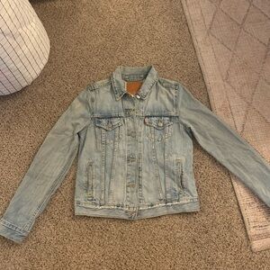 Levi’s Women’s Original Trucker Denim Jacket